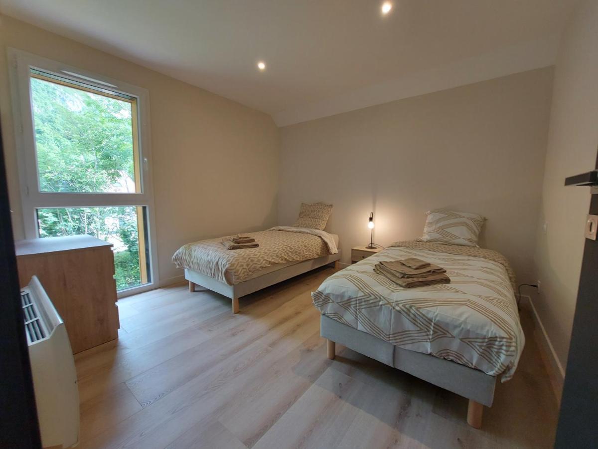 Charmant Et Spacieux Appartement A Quelques Pas Du Lac Duingt Exterior foto